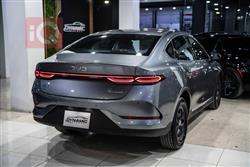 بی وای دی Qin Plus